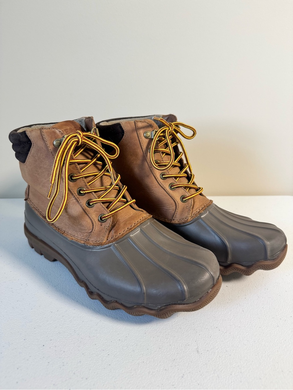 Sperry Brown Leather and Gray Rubber Men’s Top Sider Boots size 8.5